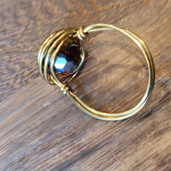 Gold Tone Iridescent Bead Wire Wrapped Ring, Size 7 - Picture 8 of 11
